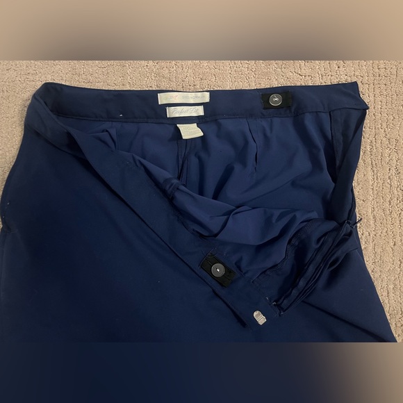 GREG NORMAN PERFECT FIT GOLF SKORT - Picture 2 of 3